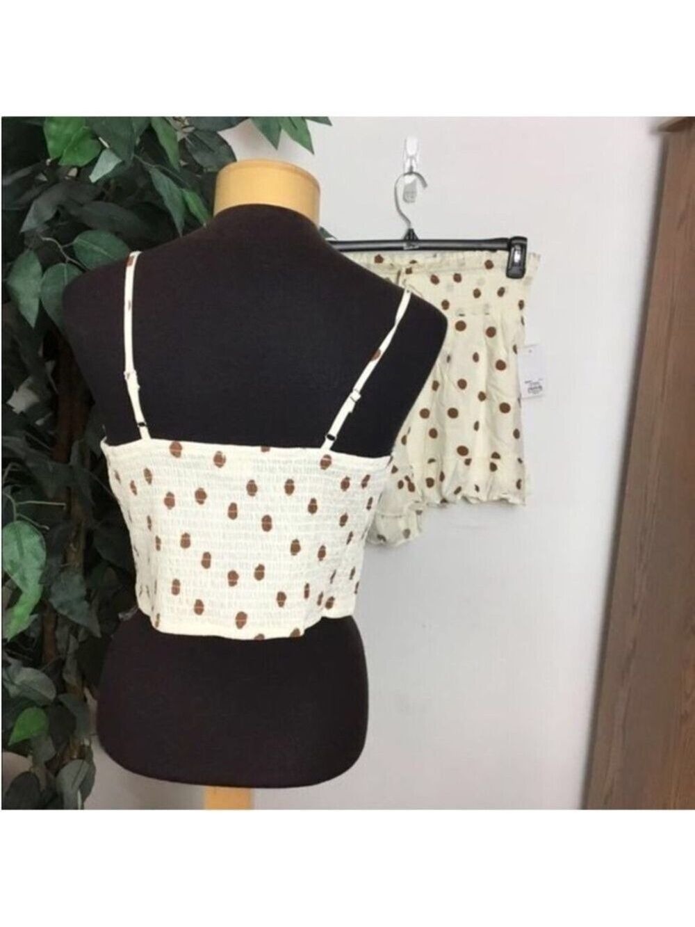 SO twist front crop top & short set Woman’s Juniors XL ginger dots - Picture 3 of 13